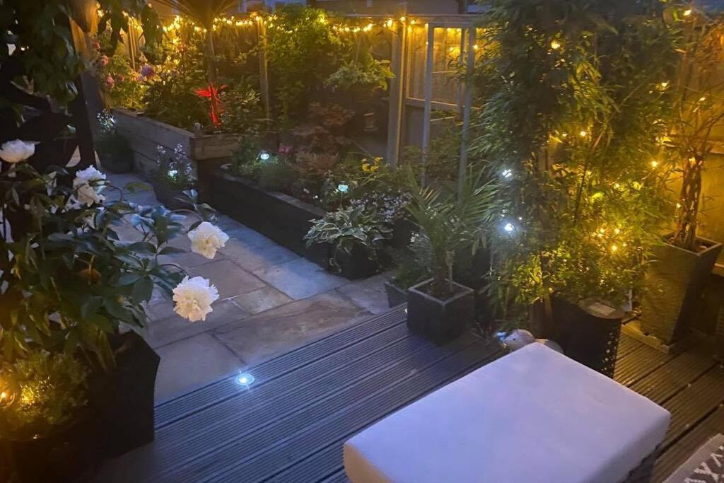 Secret Gem 1 Bed Garden Flat Private Luxury Hot Tub Apartment Bournemouth Luaran gambar