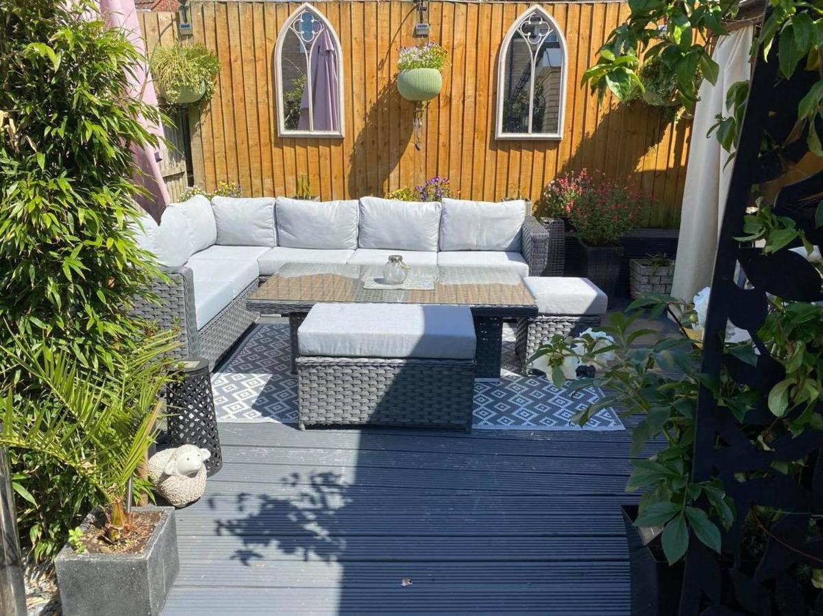 Secret Gem 1 Bed Garden Flat Private Luxury Hot Tub Apartment Bournemouth Luaran gambar