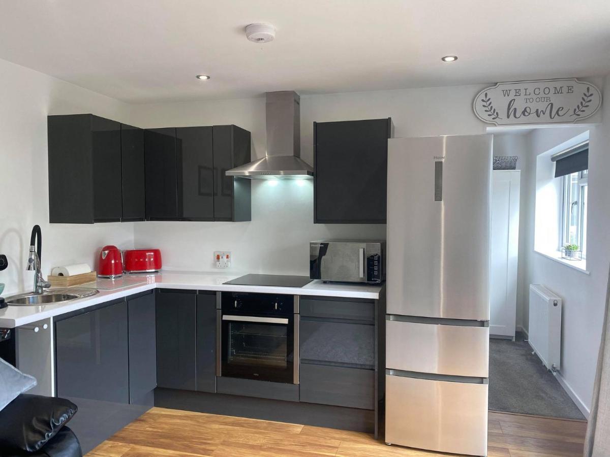 Secret Gem 1 Bed Garden Flat Private Luxury Hot Tub Apartment Bournemouth Luaran gambar